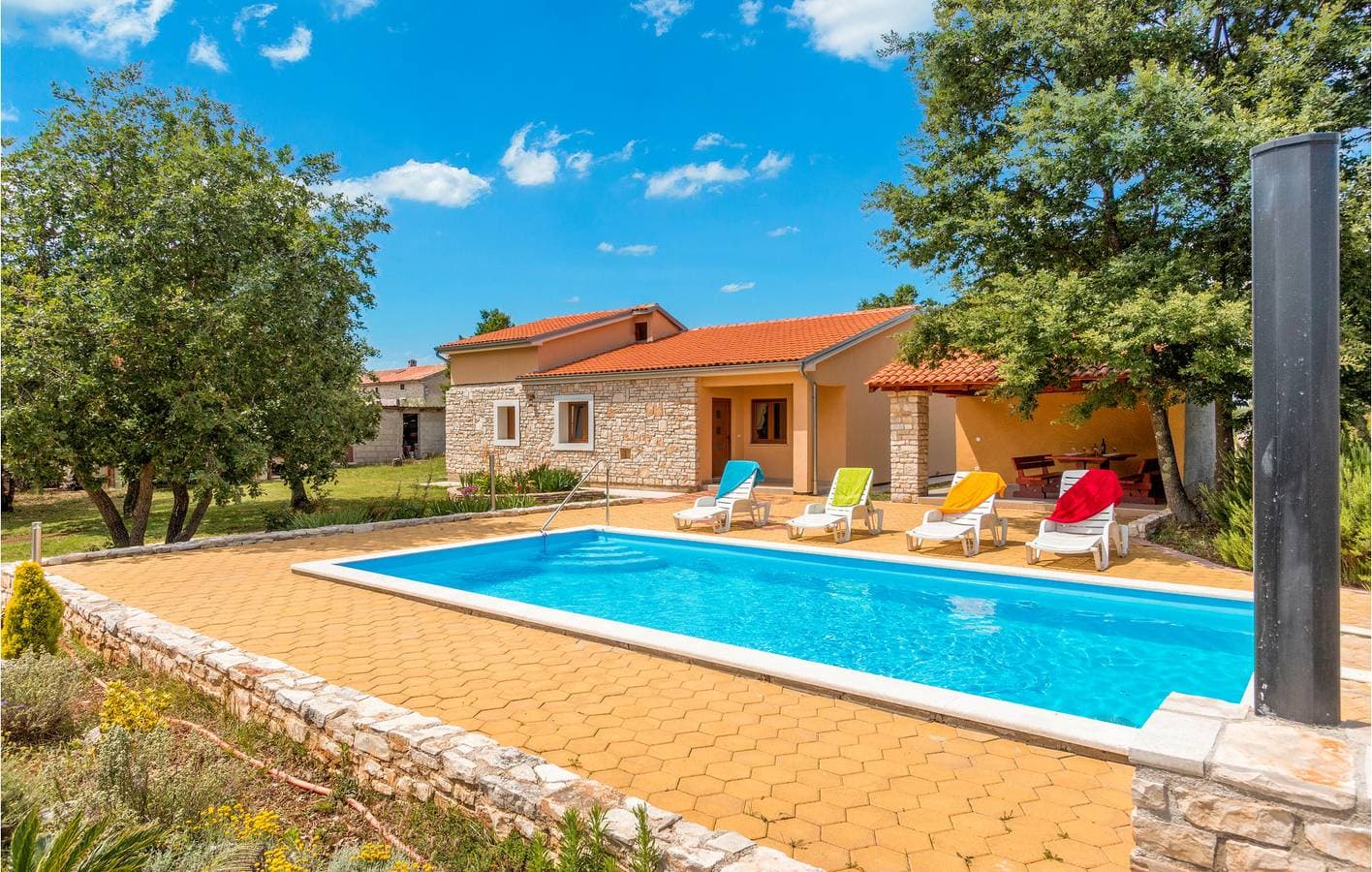Foto 4 von 29: Gemütliche 1-Zimmer-Wohnung mit Pool und Terrasse, in der Nähe von Restaurants und dem Stadtzentrum