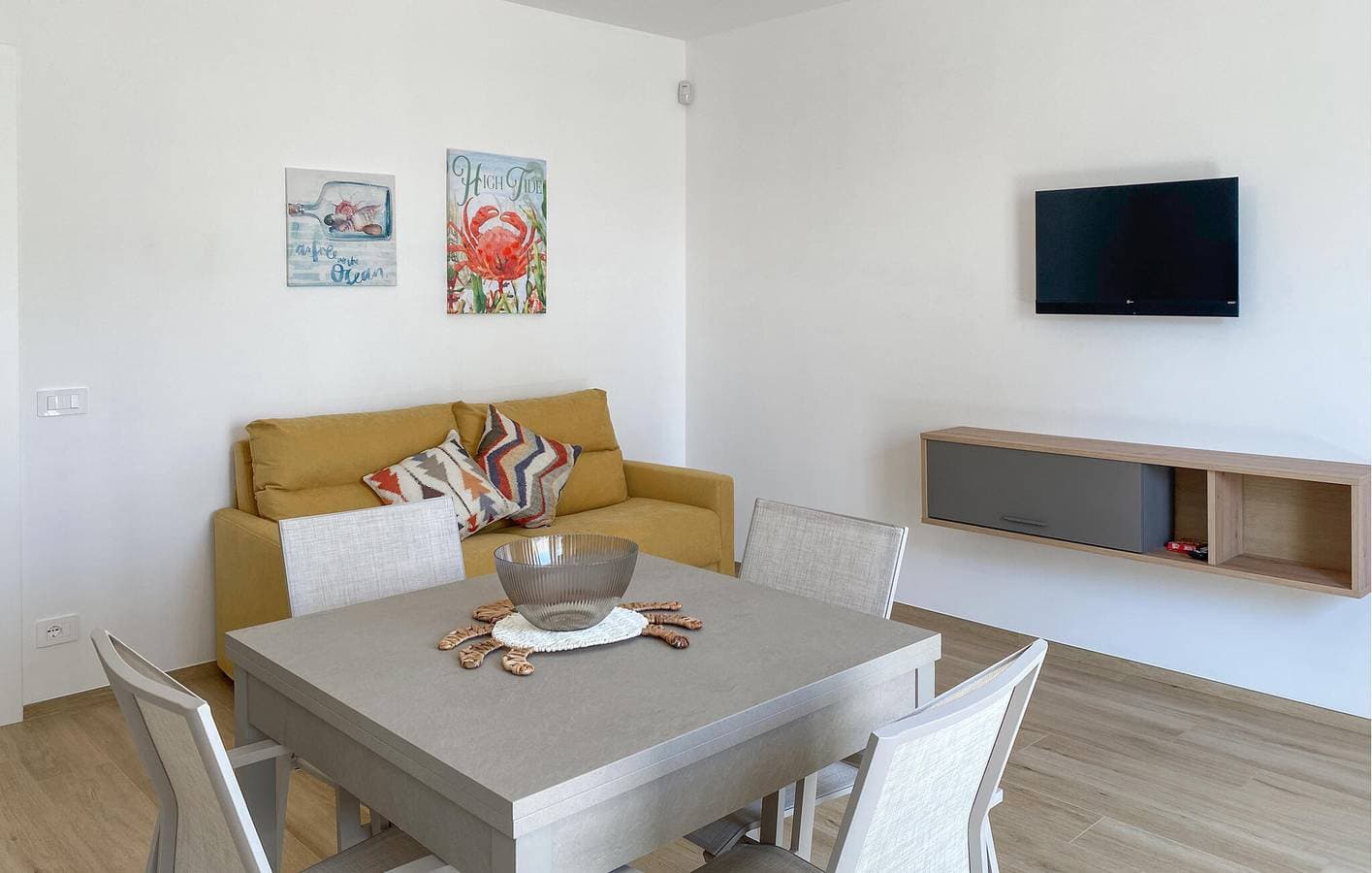 Apartment am Strand mit AC, Parkplatz und Küche in Maganuco - 500m 1