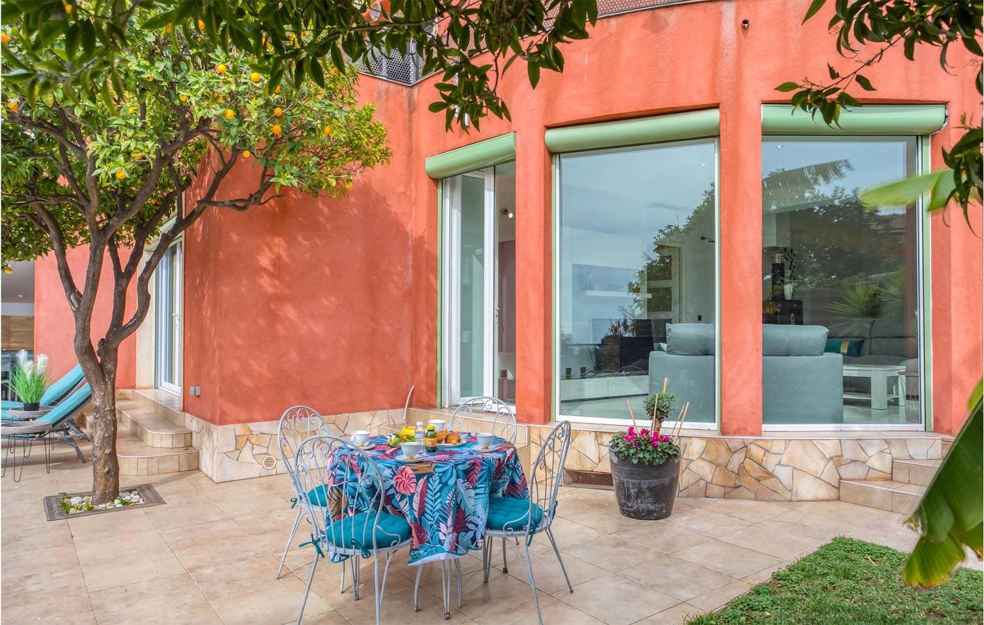 Foto 4 von 38: Apartment mit Meerblick, Pool und Parkplatz, 900m zum Strand