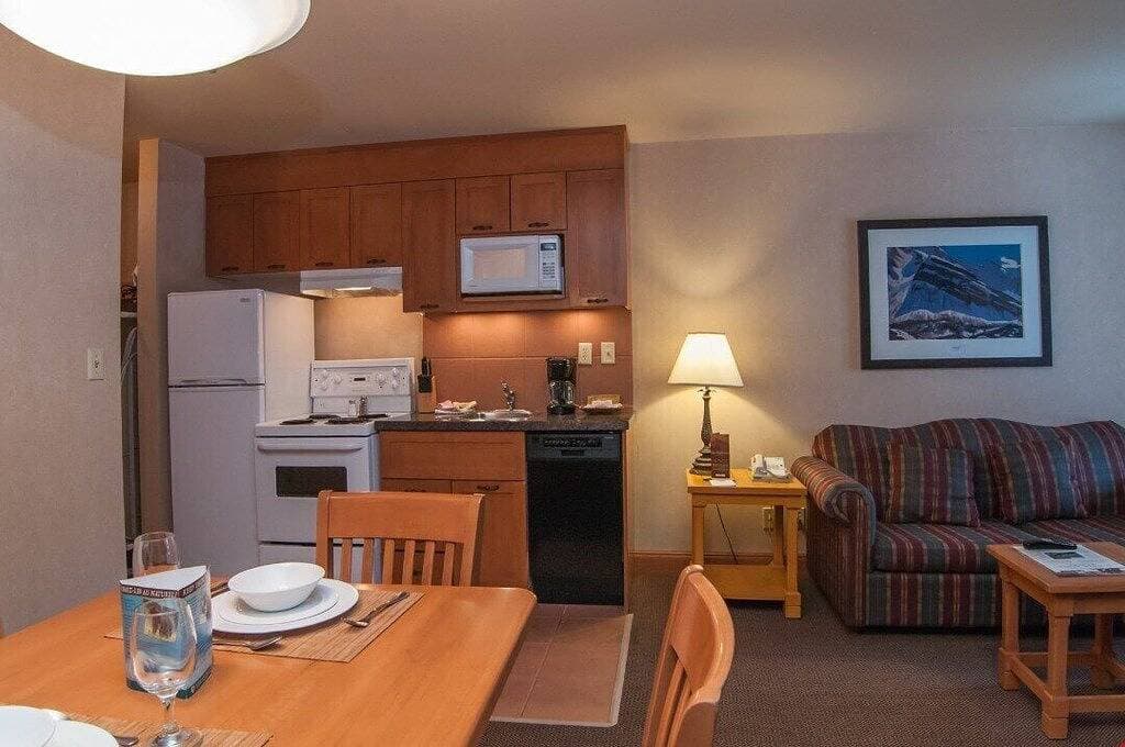 Foto 3 von 26: Fühlen Sie sich in den Rockies wie zu Hause! Gemütliche Wohnung mit Hot Pools Zugang