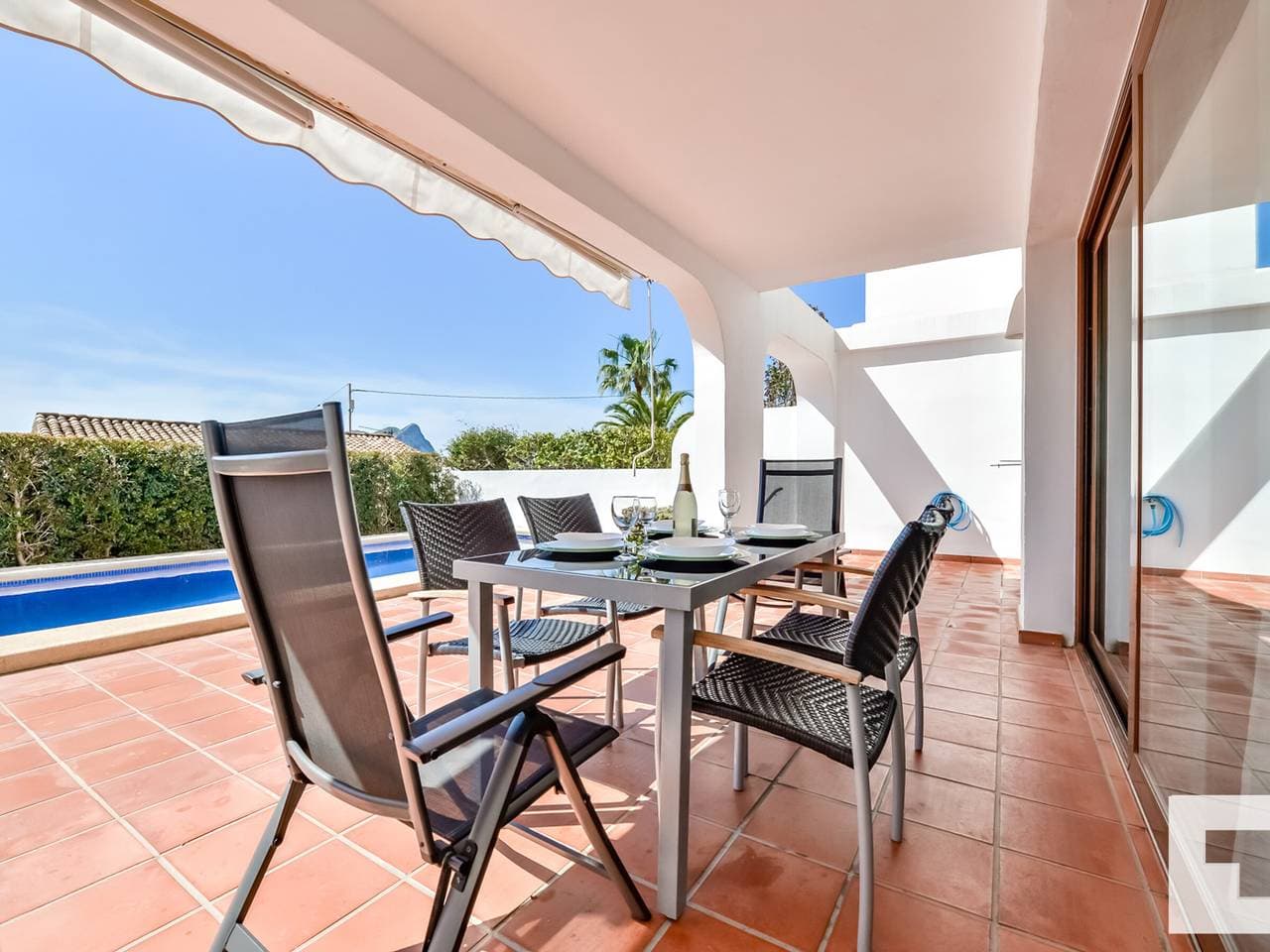 Foto 8 von 36: Moderne Villa in Calpe mit privatem Pool, WLAN, Klimaanlage und Parkplatz