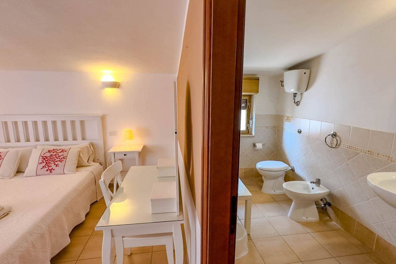 Foto 5 von 13: Su Recreu 'E Mare 301- Doppelzimmer