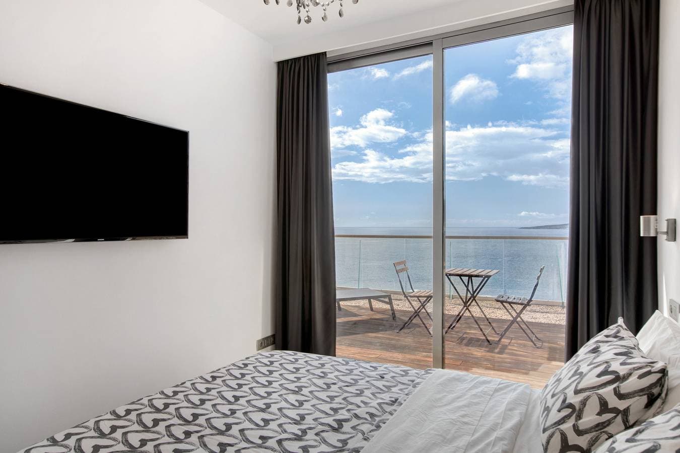 Foto 11 von 24: Ferienwohnung 'Mirador Terrazas Del Mar' mit Gemeinschaftspool und Klimaanlage