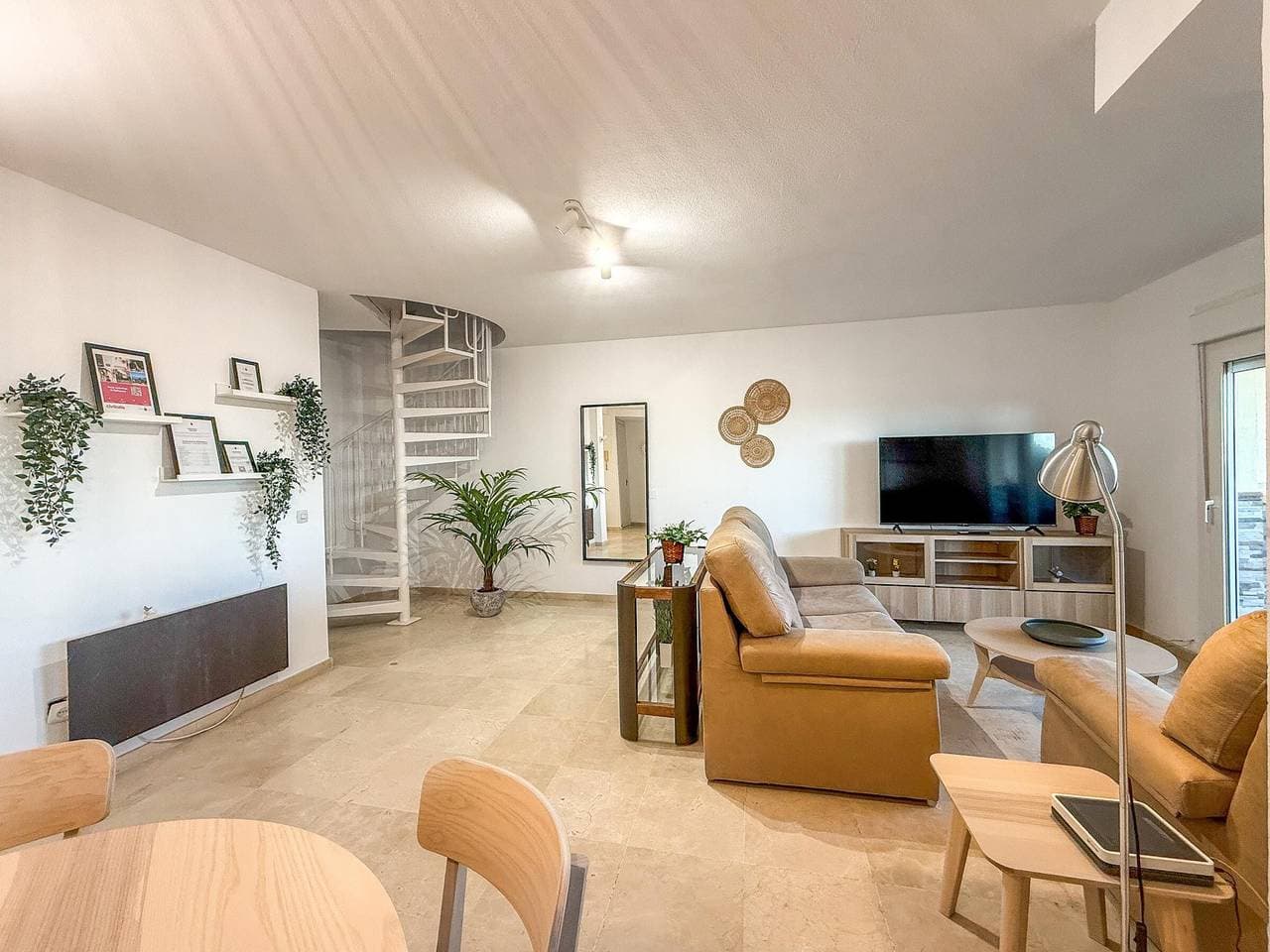 Duplex mit Meerblick und Pools in Estepona 1