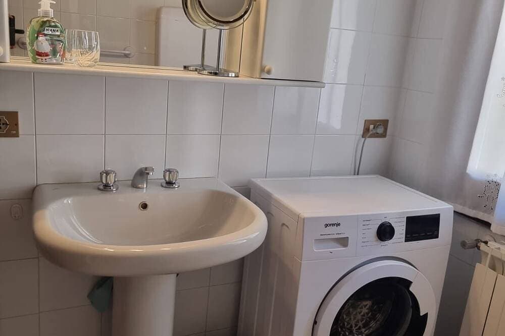 Foto 6 von 17: Exklusive, ruhige Ferienwohnung mit tollem Blick auf den Gardasee