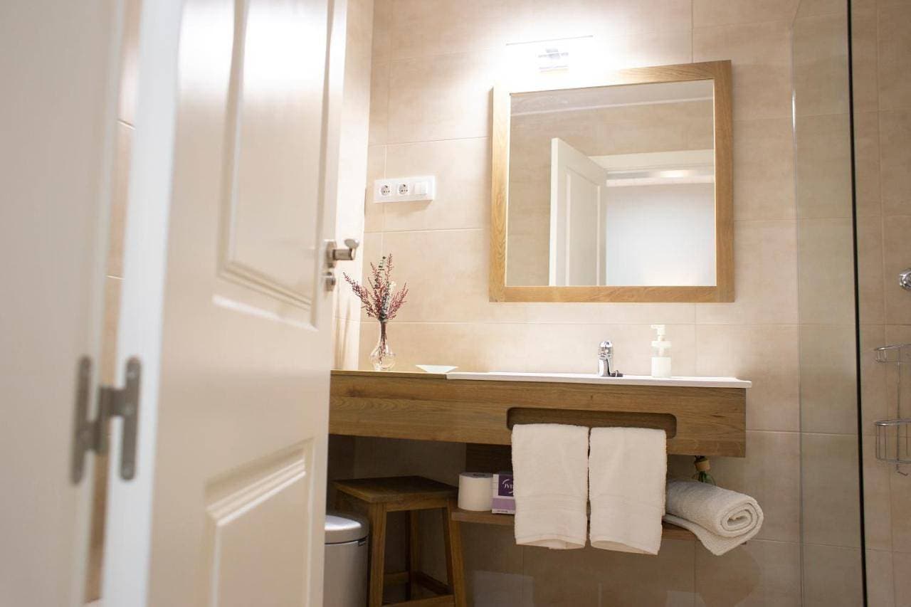 Foto 13 von 13: Twin Room with Bathroom