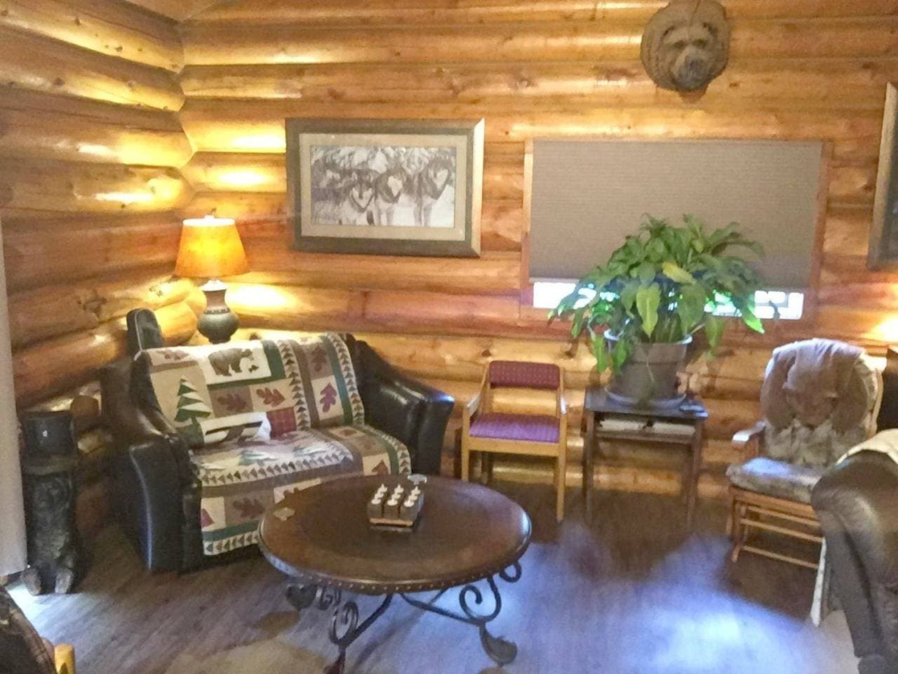 Foto 3 von 16: Family Cottage (1 queen, 3 twin, 1 cot)