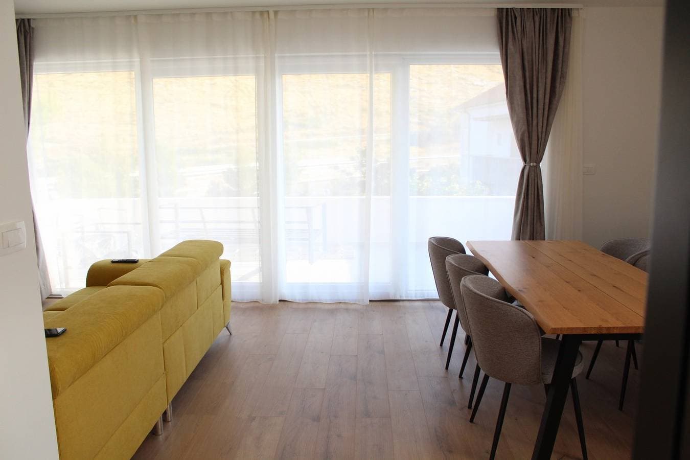 Foto 7 von 20: Apartmenthotel für 6 Personen mit Balkon/Terrasse
