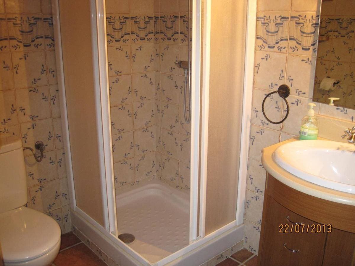 Foto 2 von 62: Apartment with Shower