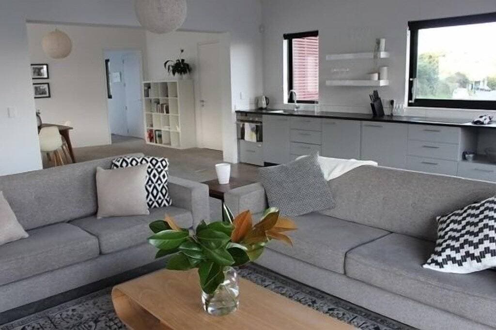 Foto 6 von 8: Moderne, große, offene 1-Zimmer-Wohnung