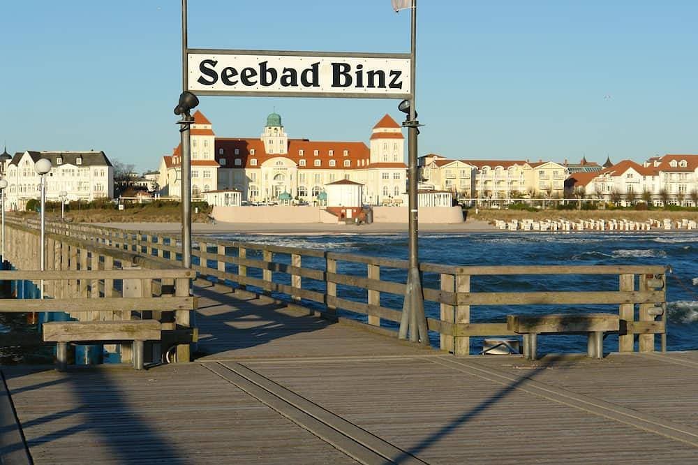 Moderne, ruhige und strandnahe Wohnung Ortsrand Binz mit Balkon 1