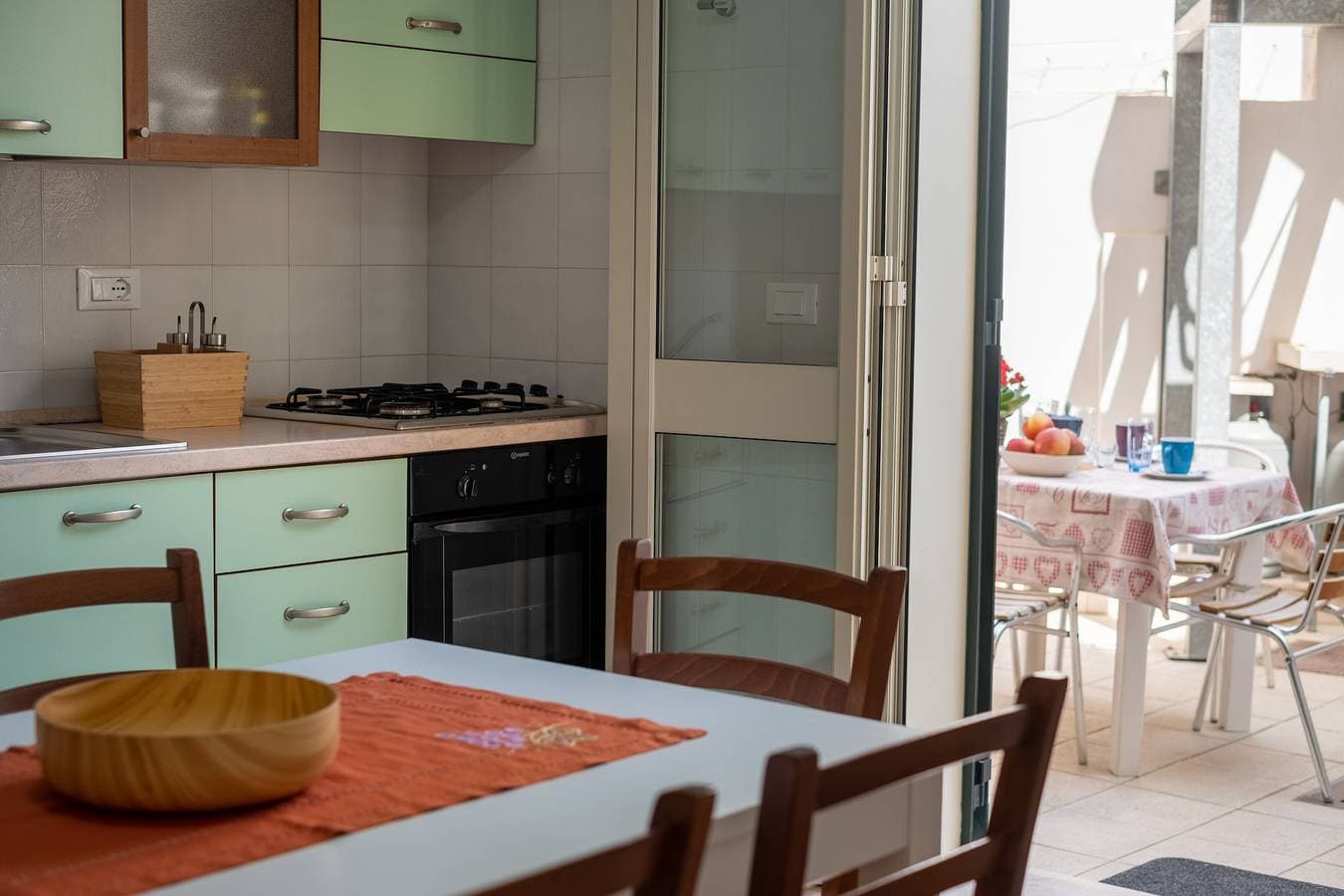 Foto 7 von 25: Ferienhaus "Kalocéri" nahe dem Strand mit Terrasse und Außendusche