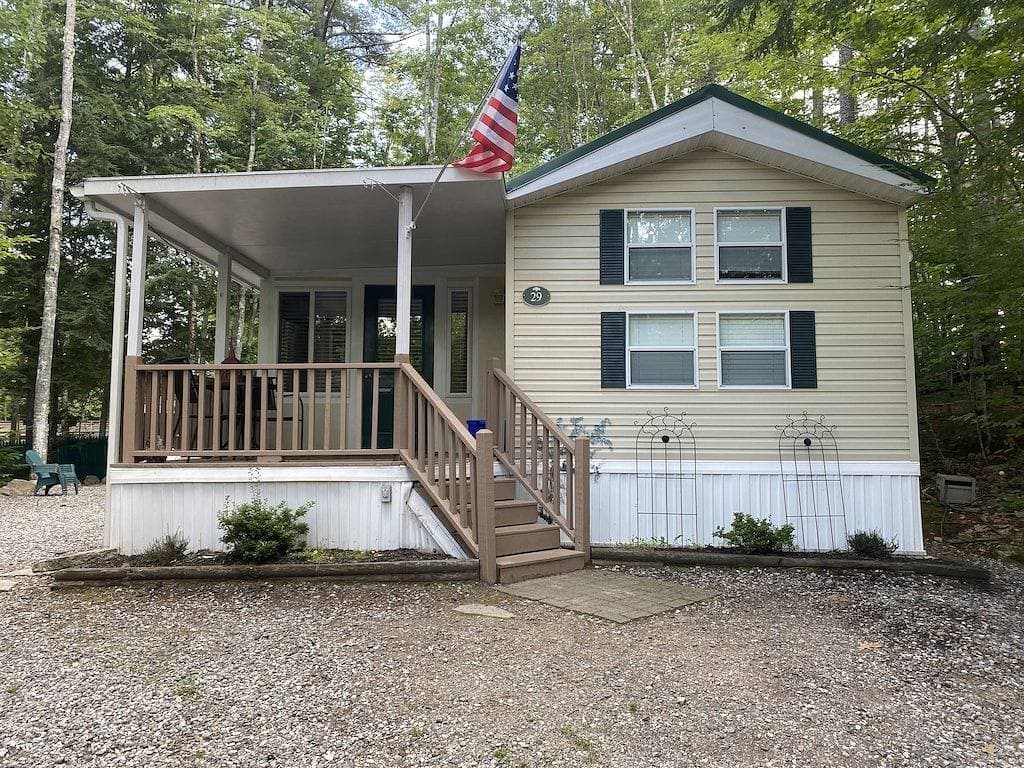 Foto 4 von 15: Point Sebago 3 Schlafzimmer, 1,5 Bäder Maine Seehütte nahe Strand an der Purple Rd