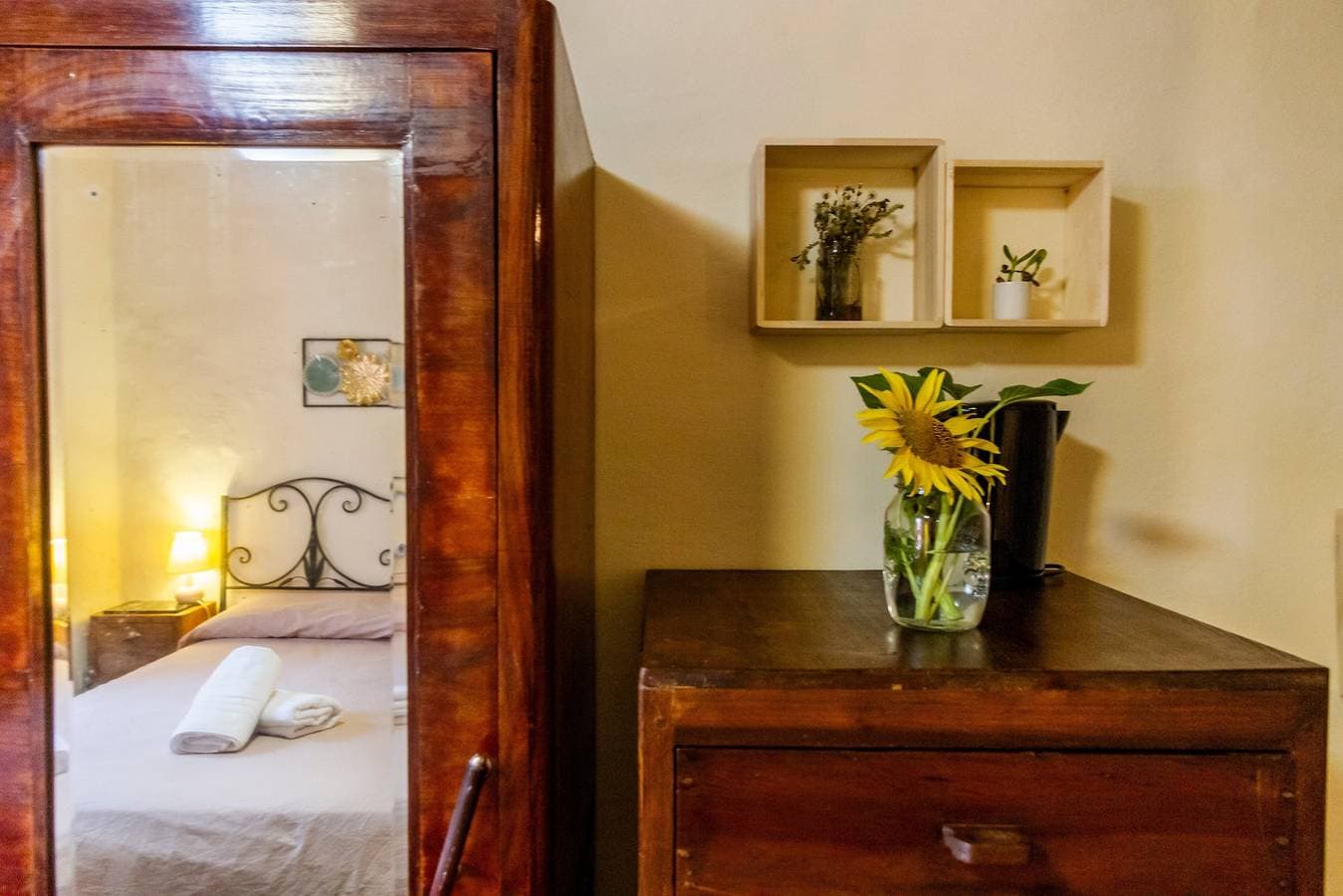 Foto 10 von 39: Zimmer 'Oliva' mit Gemeinschaftsgarten und WLAN