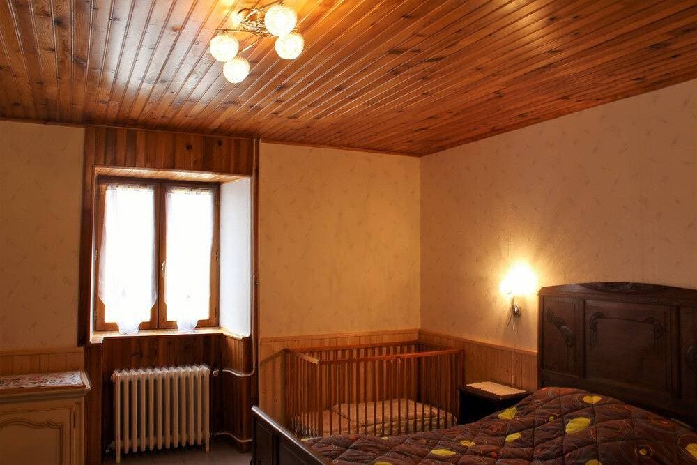 Foto 6 von 20: Gemütliche 90 qm große Wi-Fi Gite mit Garten und Kamin.