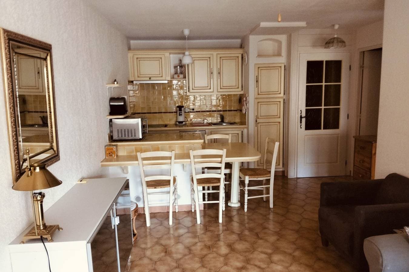 Foto 5 von 11: Ferienwohnung für 4 Personen mit Terrasse