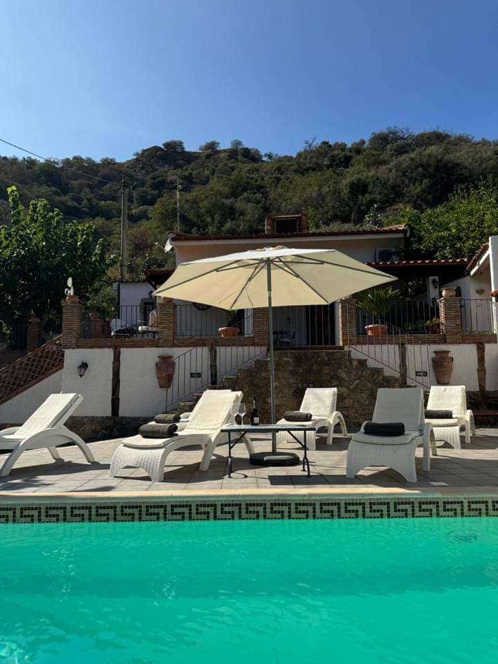 Foto 13 von 71: Villa with Private Pool