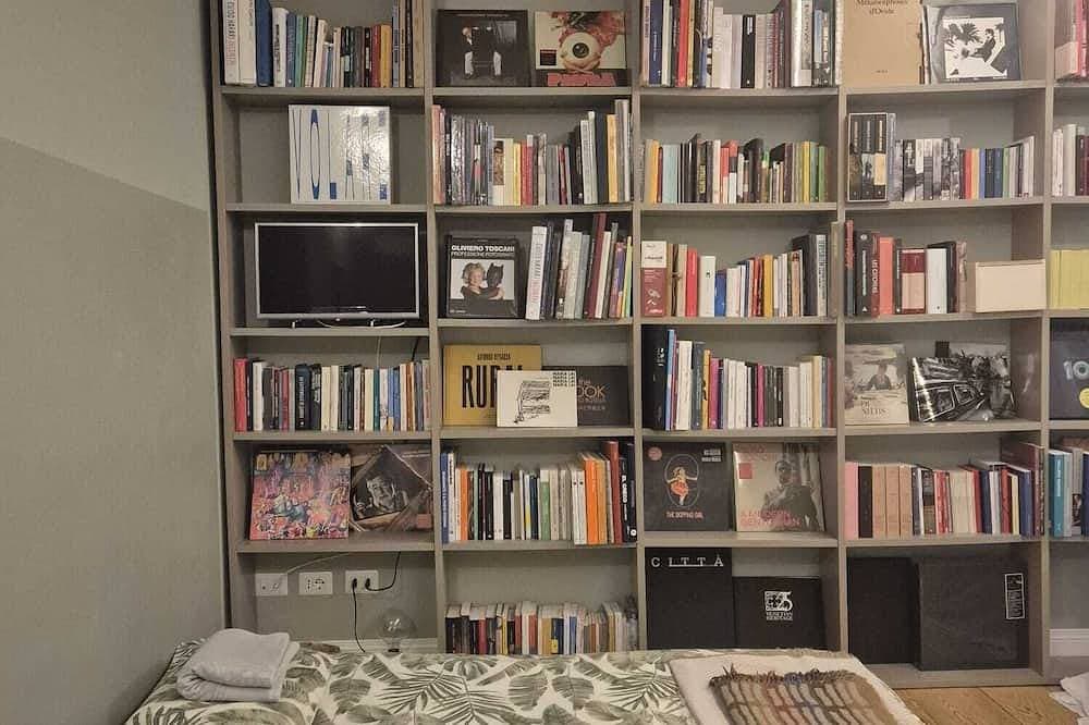 Foto 3 von 15: Loft Library by Lago Maggiore Rentals