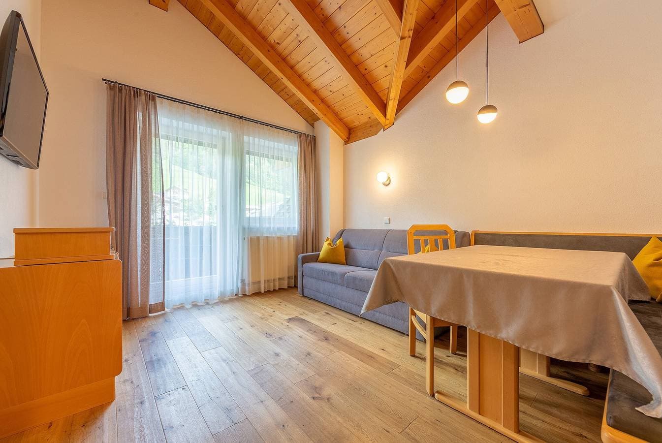 Foto 7 von 12: Ferienwohnung 'Alpengruss Terra' mit Bergblick, Gemeinschaftsgarten und WLAN