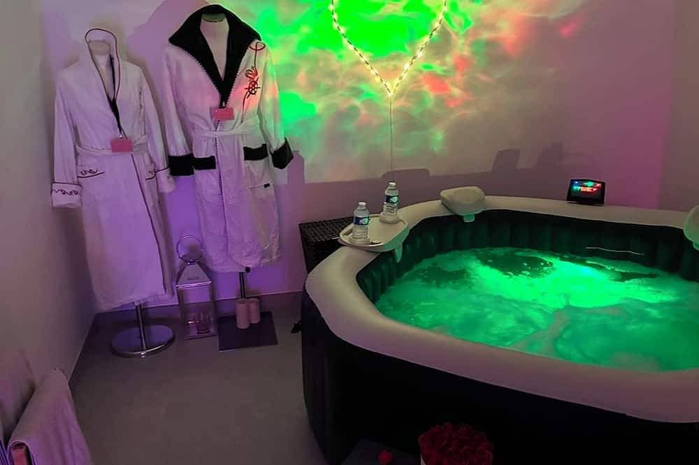 Foto 9 von 14: Romantic getaway with a private hot tub, 15 minutes from Giverny