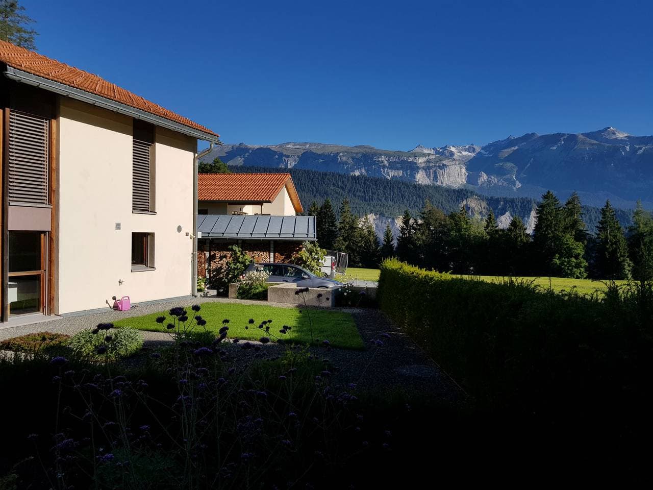 Foto 10 von 34: Ferienhaus Carrera mit Traumgarten, Valendas - 3.5 Zimmer Ferienhaus für max. 2 Pers.