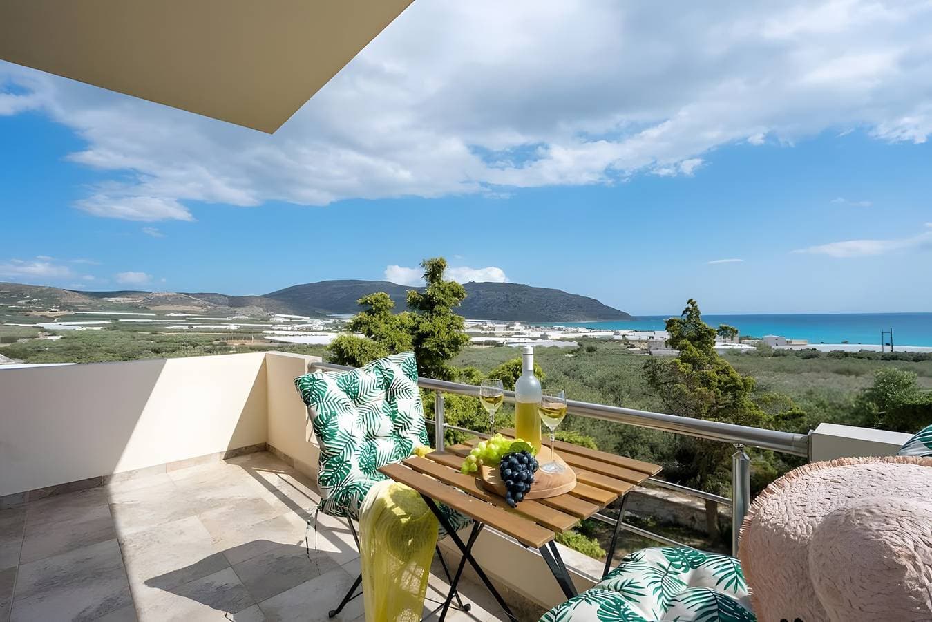 Foto 12 von 31: Ferienhaus 'Remvi House Sea and Mountains View' mit Meerblick, WLAN und Klimaanlage