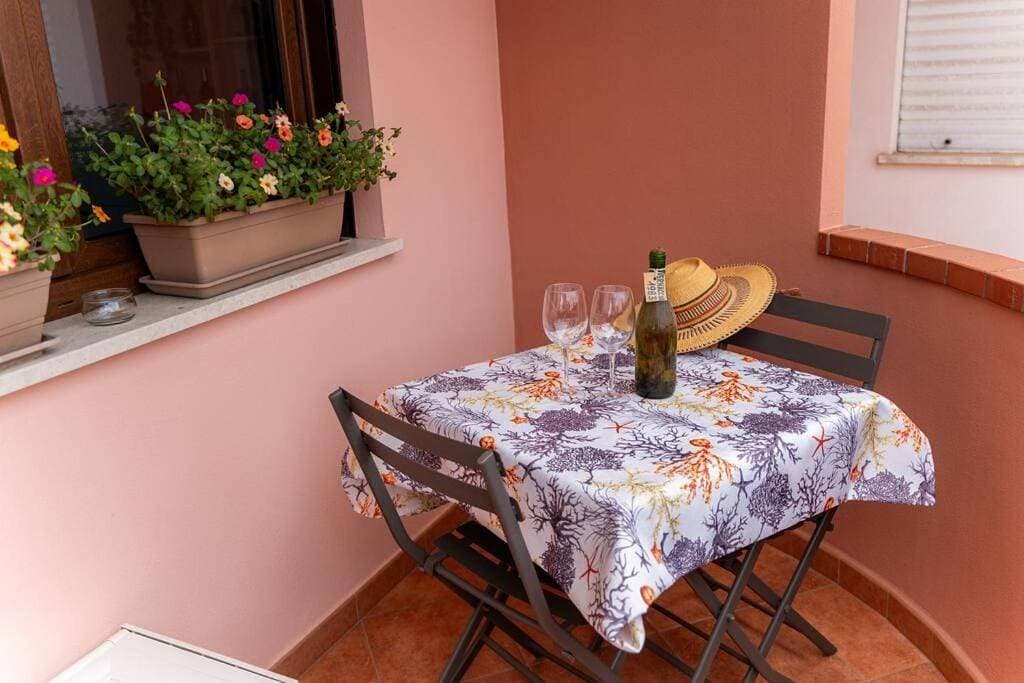 Foto 5 von 31: Two-Bedroom Apartment