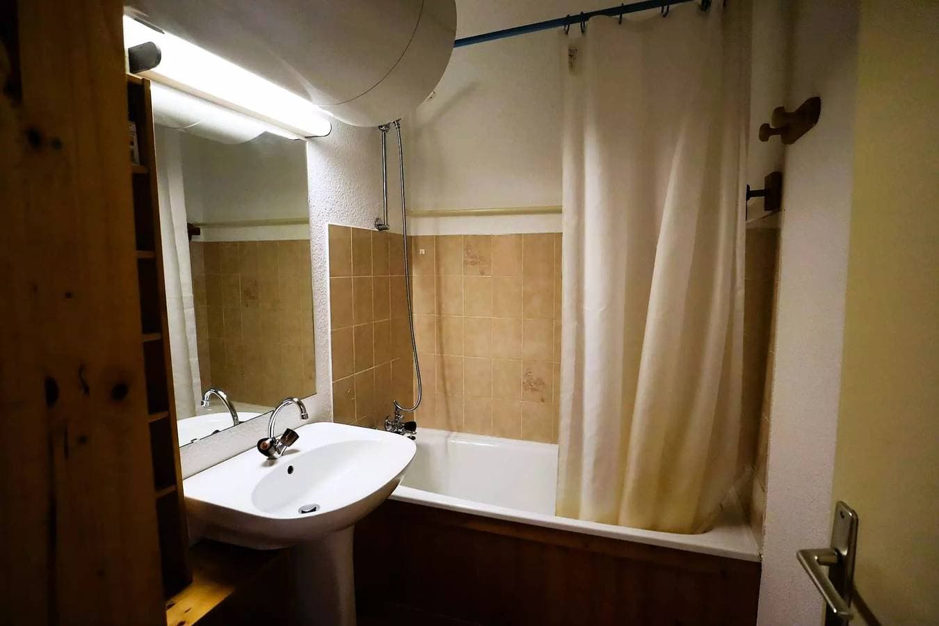 Foto 7 von 13: Studio für 2 bis 4 Personen. vor Augen geschützt mit Terrasse