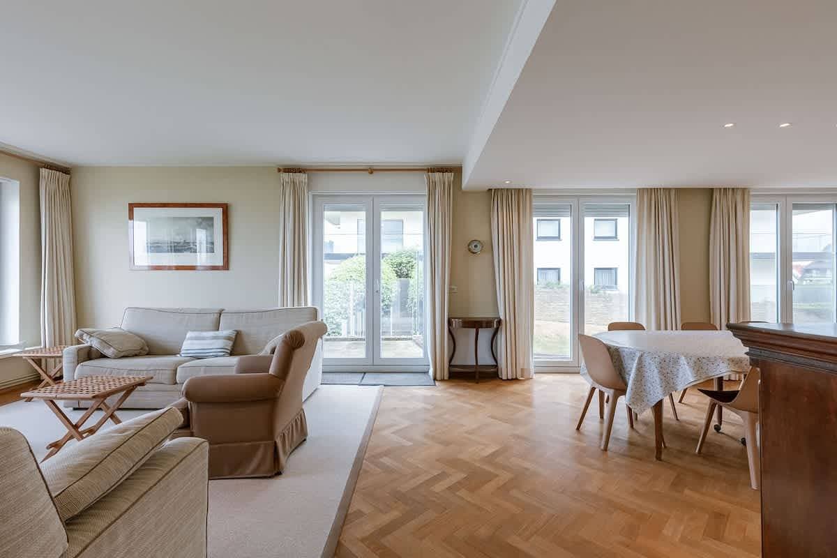 Foto 11 von 47: 4-bedroom escape w/ backyard & beach access