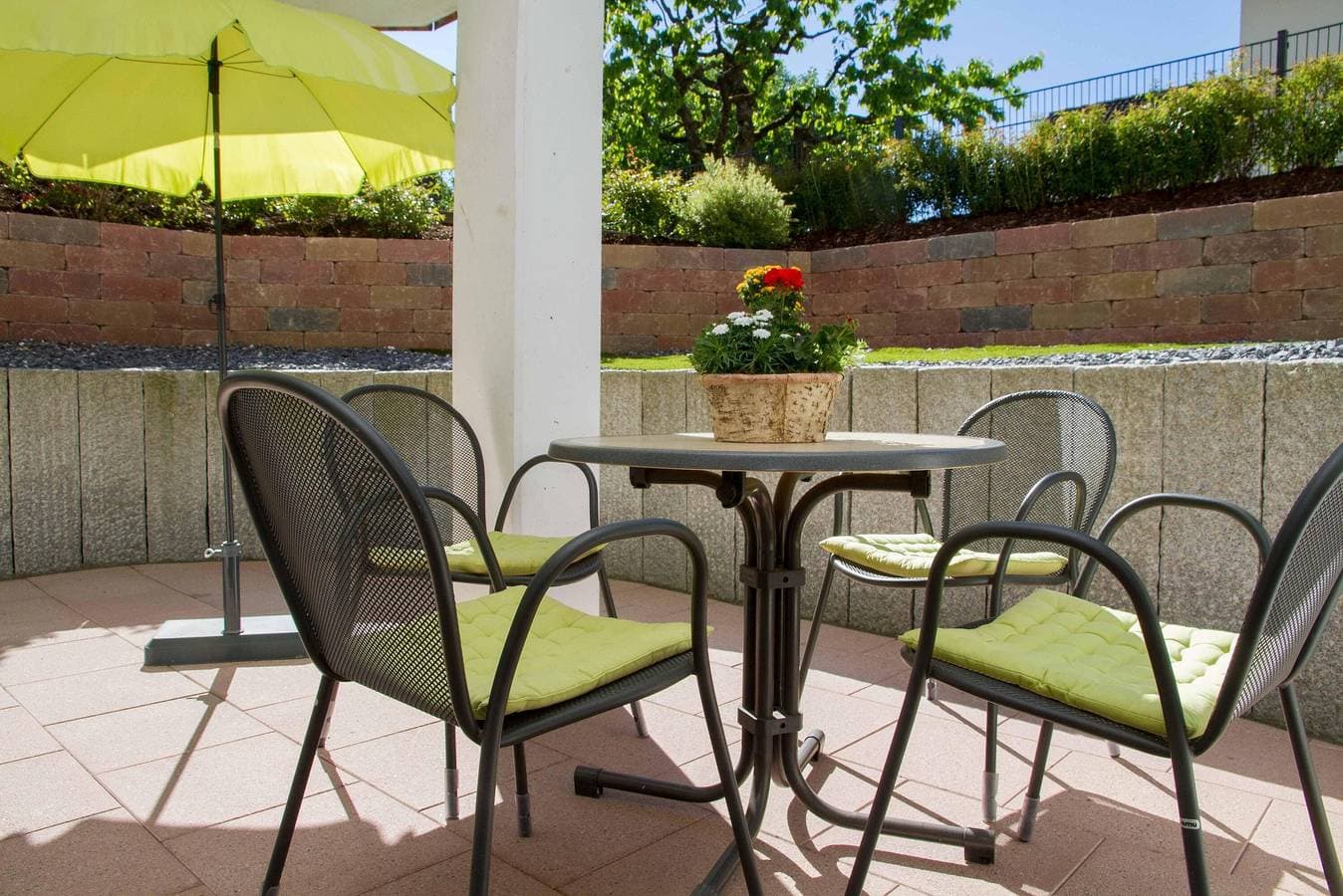 Foto 2 von 28: Gemütliche Ferienwohnung 7 auf dem "Trostelhof" mit Privatterrasse