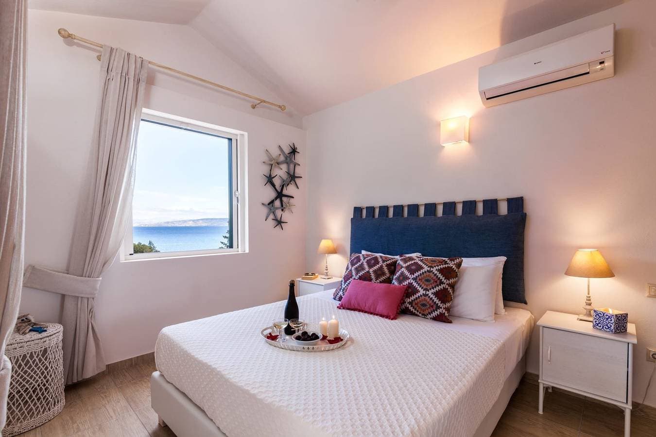 Foto 7 von 33: Exquisite Paxos Villa | Villa Nereus | 2 Bedrooms | Breathtaking Sea Views