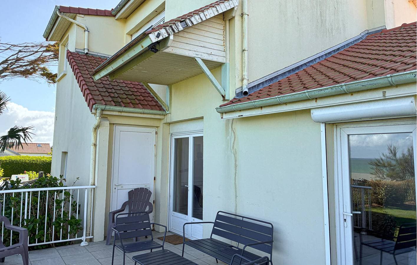 Foto 11 von 22: Gemütliche 2-Zimmer-Wohnung mit Meerblick, Garten und WLAN – 2,5 km vom Strand entfernt