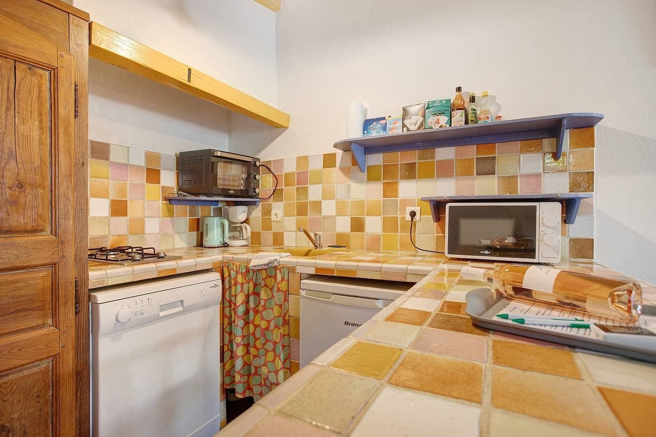 Foto 11 von 34: Einzimmerapartment 'Meublé' mit Gemeinschaftspool, privatem Garten und WLAN