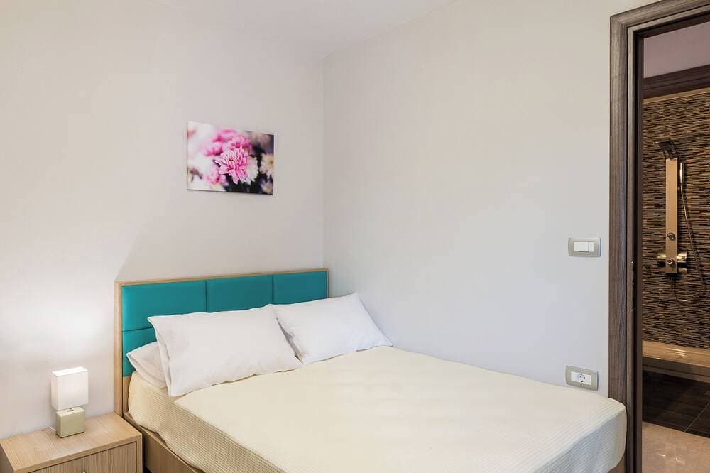 Foto 5 von 30: Enjoy Summer from a lux flat steps to Sandy Beach