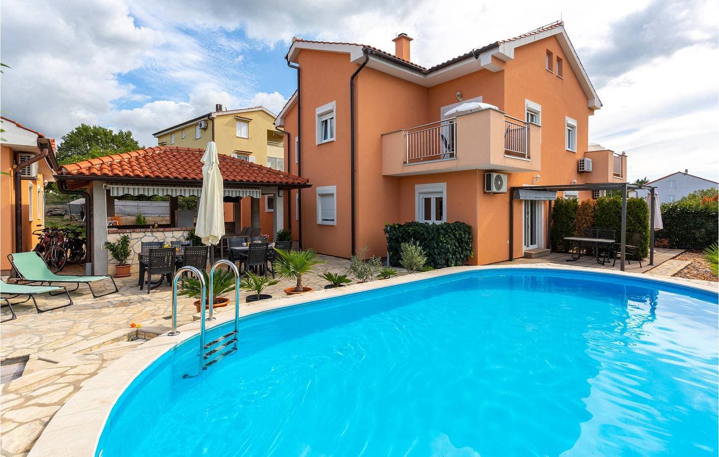 Foto 10 von 35: Gemütliche Ferienwohnung mit Pool in der Nähe eines FKK-Strandes – WLAN, Klimaanlage und Terrasse