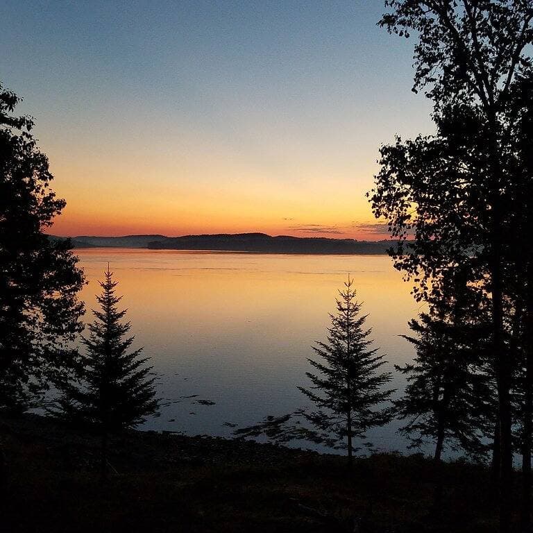 Foto 11 von 47: Tiny cabin Big Charm/Full refund up to 1 day out/Fire pit/ Beach/No pet fee