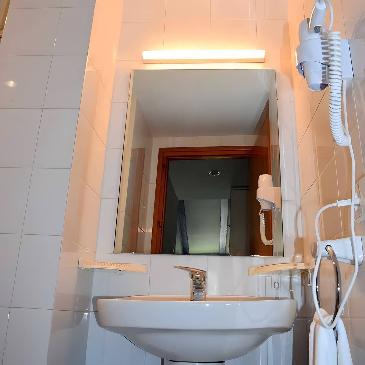 Foto 12 von 43: Ferienwohnung 'Mas El Carrer - Blau' mit Gemeinschaftspool, Gemeinschaftsgarten und Wi-Fi