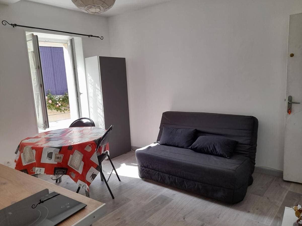 Foto 2 von 5: One-Bedroom Apartment