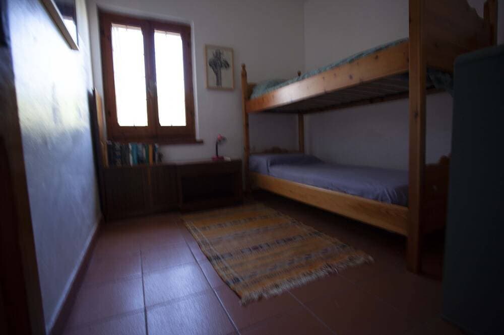 Foto 5 von 30: Villa Paolina: private pool, large shady patio, front garden.