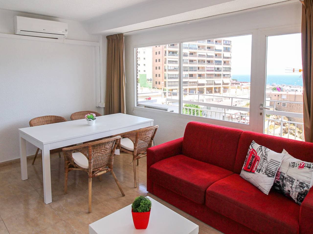 Foto 6 von 17: Balcon al mar