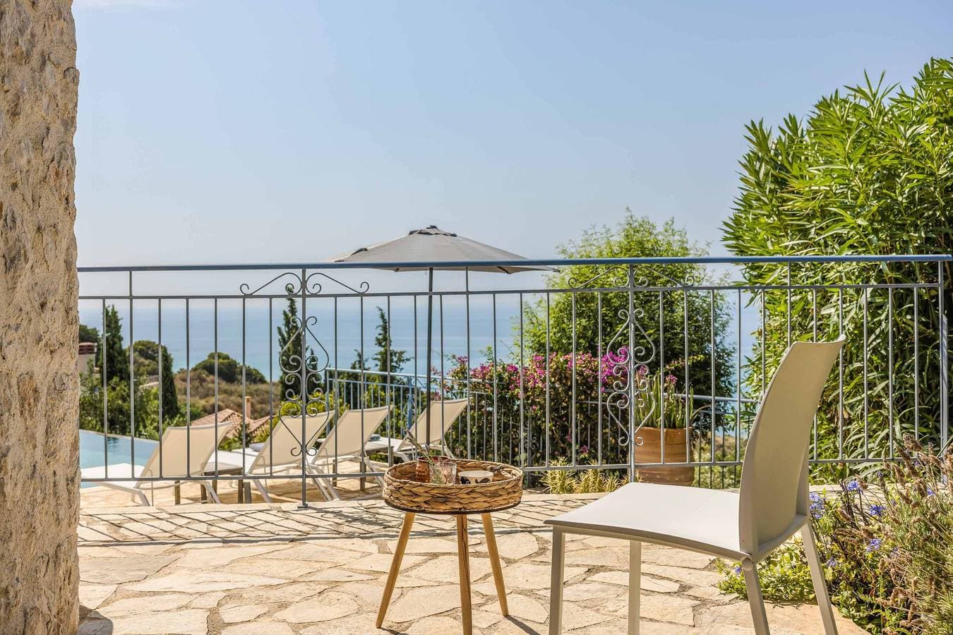 Foto 12 von 27: Villa für 7 Personen mit Terrasse