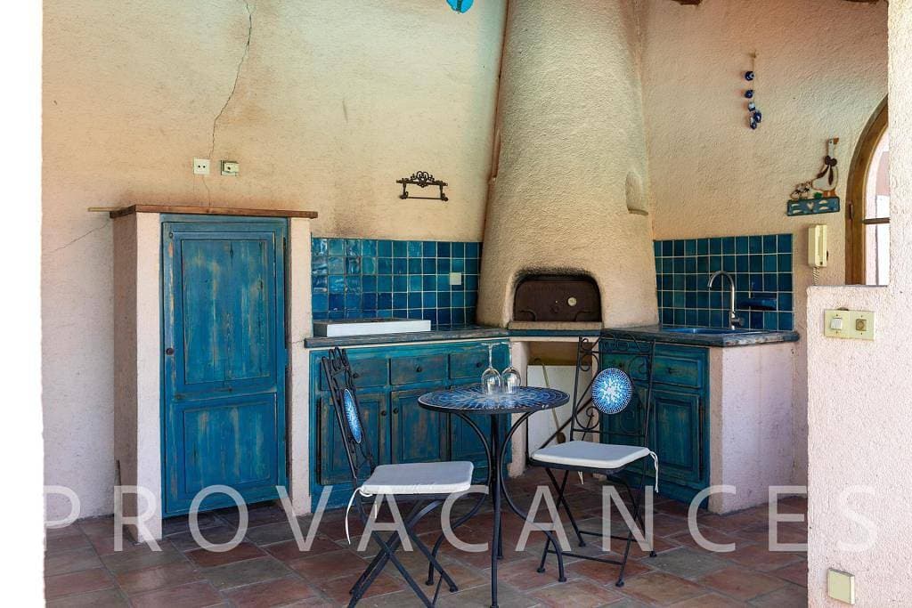 Foto 12 von 72: Ferienhaus mit Pool in Fayence