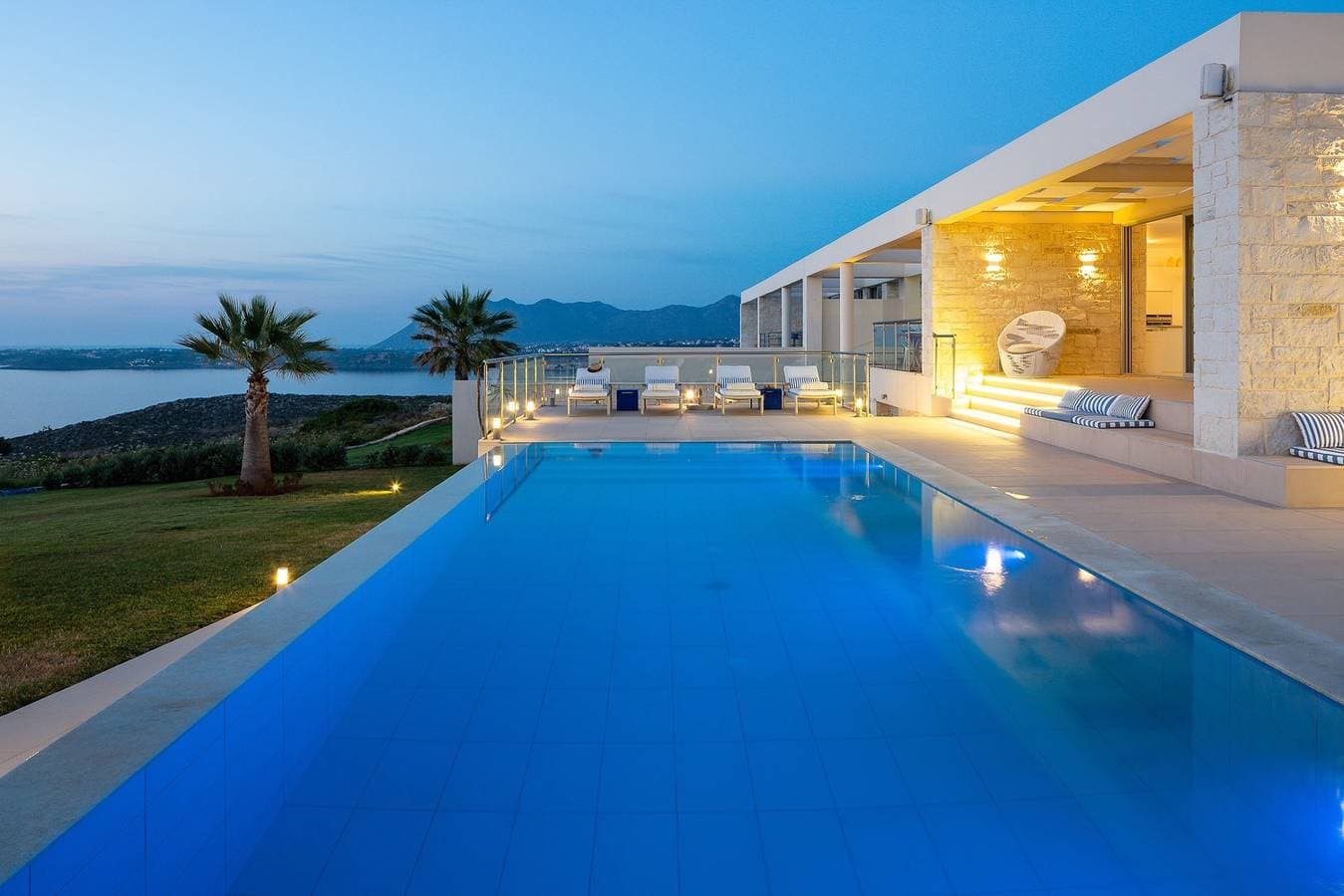 Foto 7 von 78: Villa für 10 Personen mit Garten