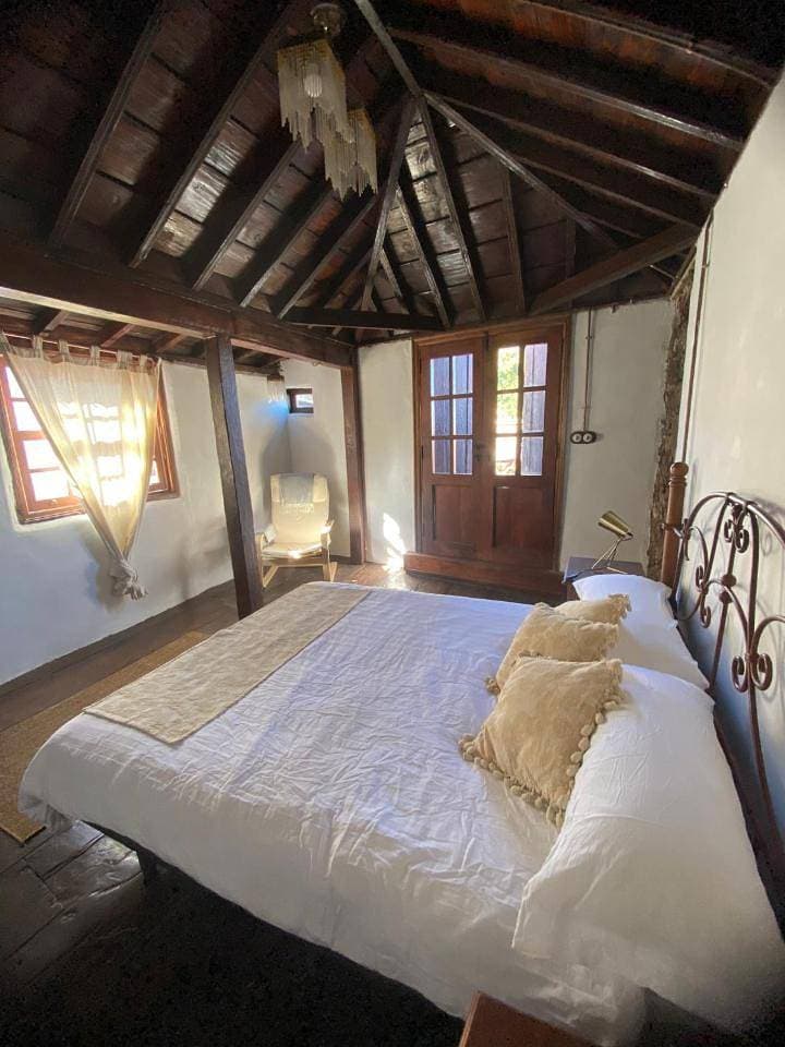 Foto 6 von 48: Six-Bedroom House
