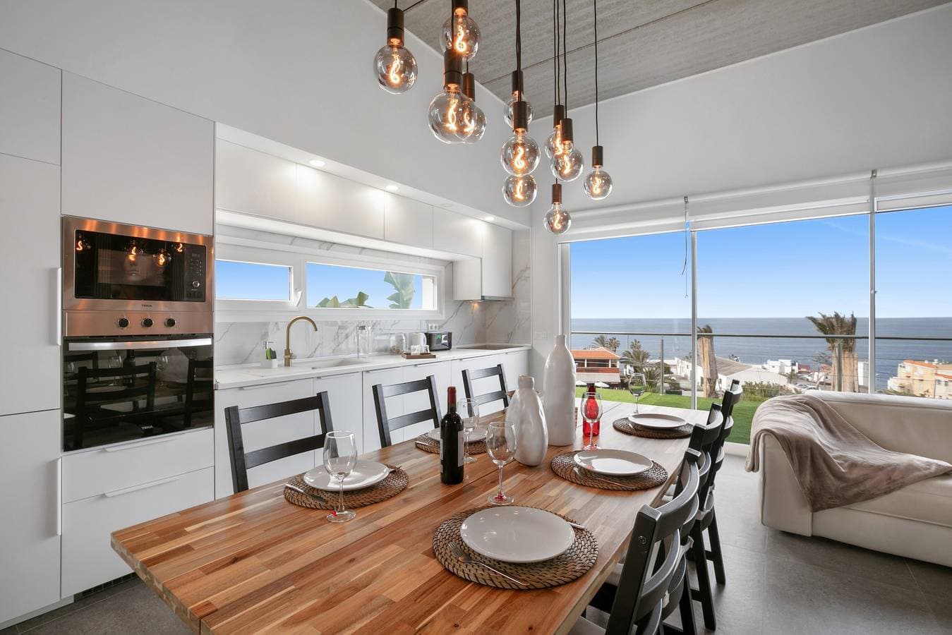 Foto 7 von 34: Ferienvilla 'Carlota' mit Meerblick, privatem Pool und WLAN