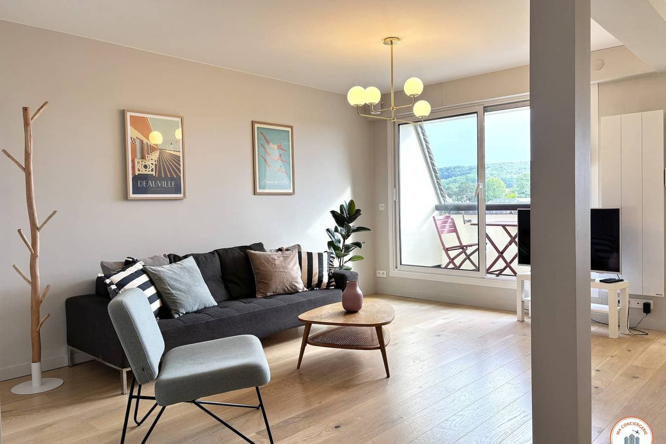 Foto 6 von 23: Ferienwohnung für 5 Personen mit Balkon