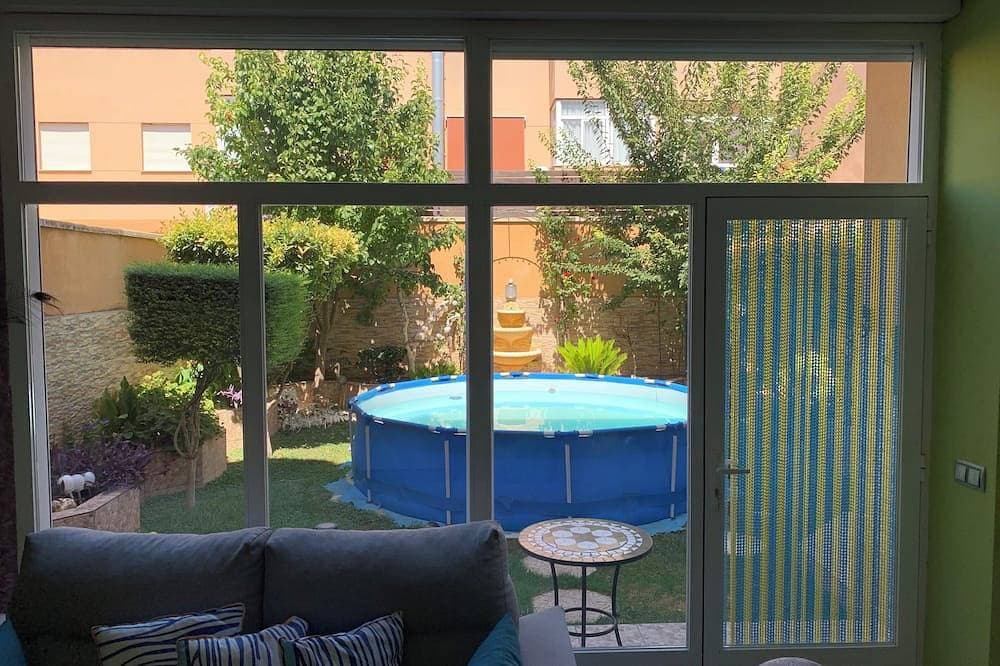 Foto 4 von 20: Suite Lujoso con Chimenea Patio y Garage Privado