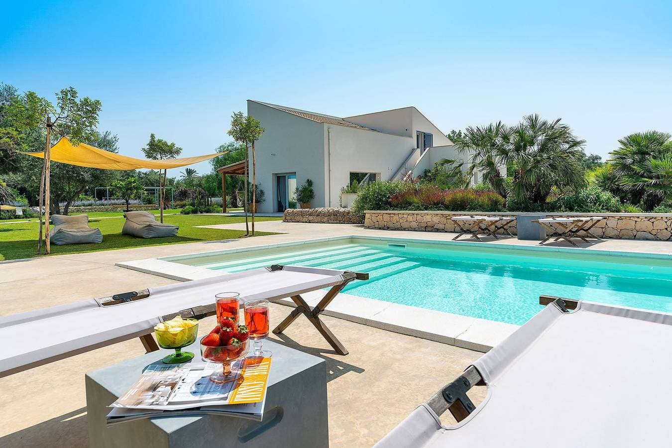 Villa 1