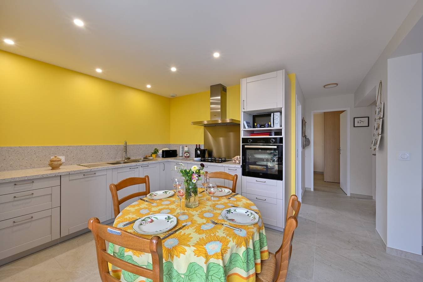Foto 8 von 17: Ferienwohnung für 4 Personen mit Garten