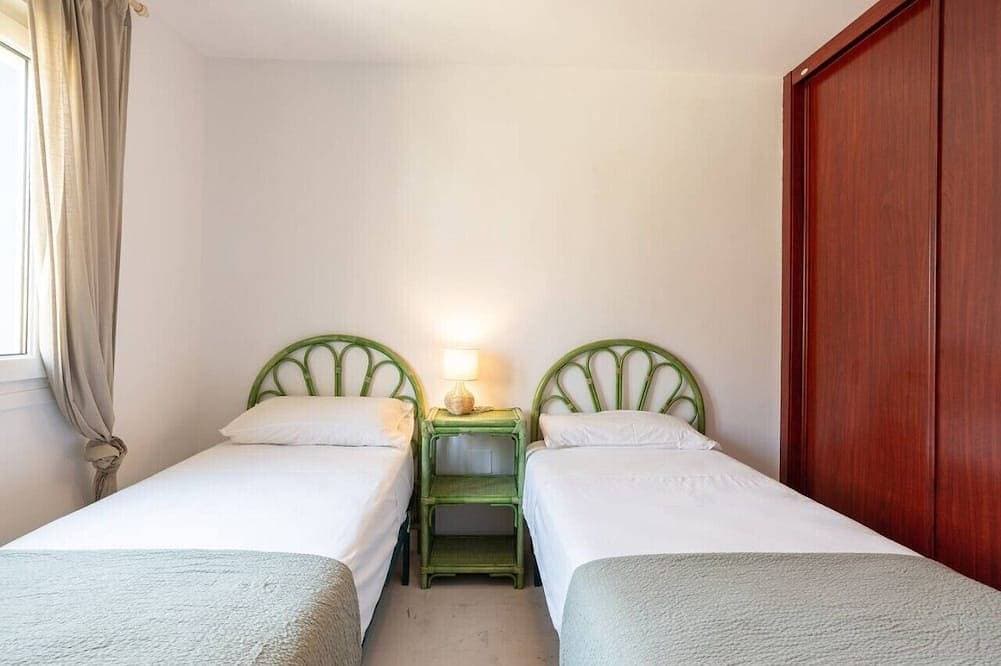 Foto 10 von 30: 13 Guest Villa 3 min Walk to Beach BBQ Cinema Perfect for Groups
